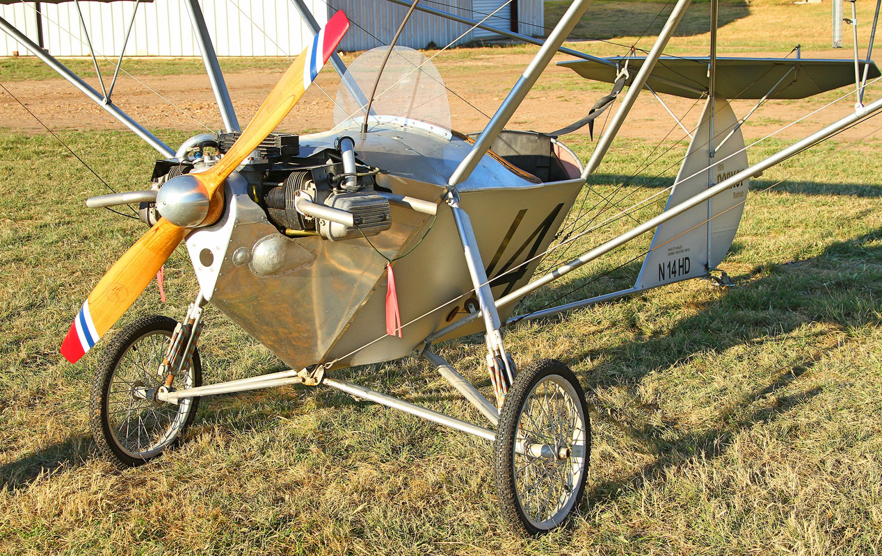 IMAGE: https://i.postimg.cc/4ybyY56H/kingsbury-fly-in-dormoybathtub-2.jpg