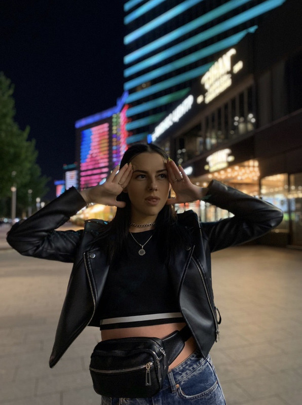 9D4FFCED-D4C1-4BC7-897B-C53B1A81C2EB