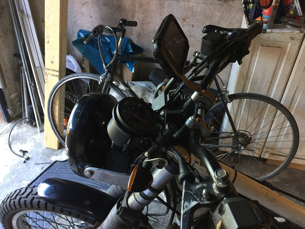 4649FAE5-DA43-40F0-AE38-37CAB5ED2A4E