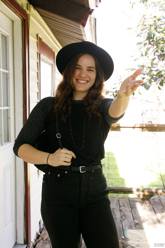 full_002_1108311328535311