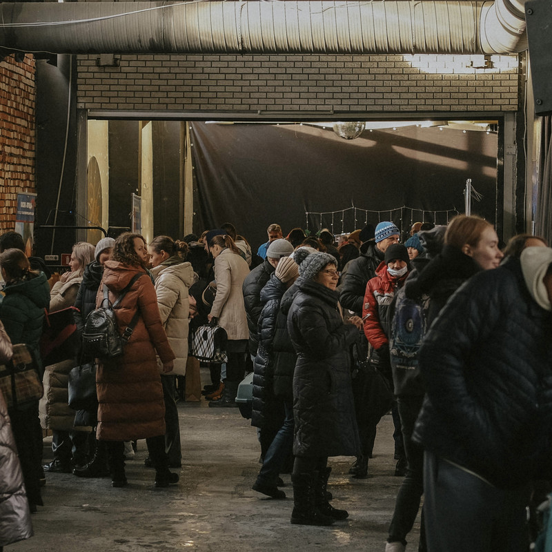 E9F1E359-5A21-4CD4-B7EF-CC1506F044E6