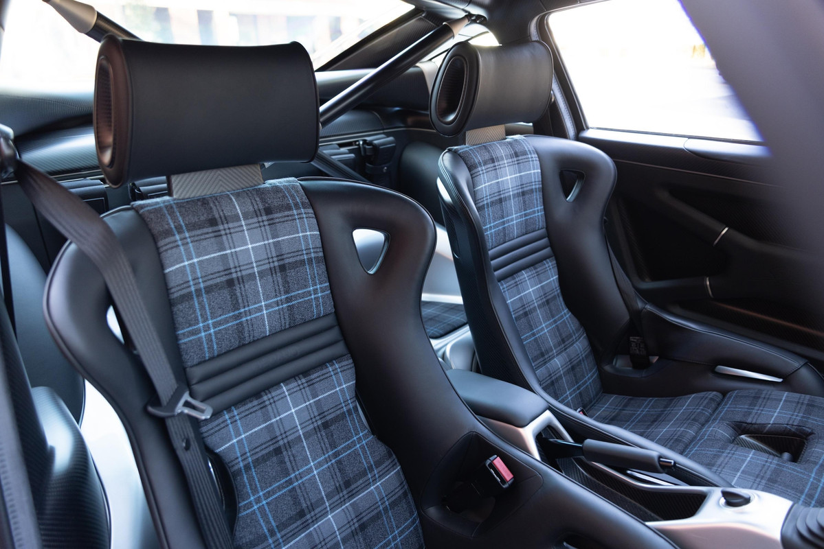 1991-porsche-singer-dls-1991-Por11.jpg
