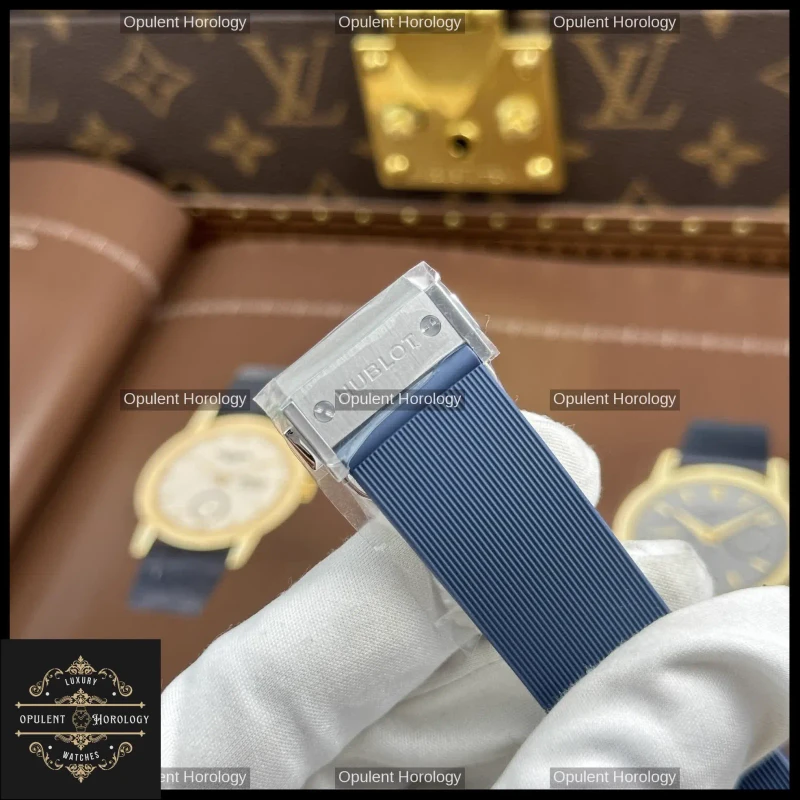 Hublot Classic Fusion Titanium Boutique Pisa 1940 Edition 42mm Automatic