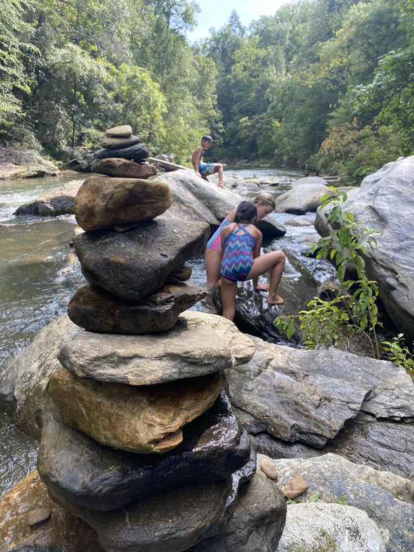 AFF82DFC-86E0-48E2-B03E-A6A9886E9C7D