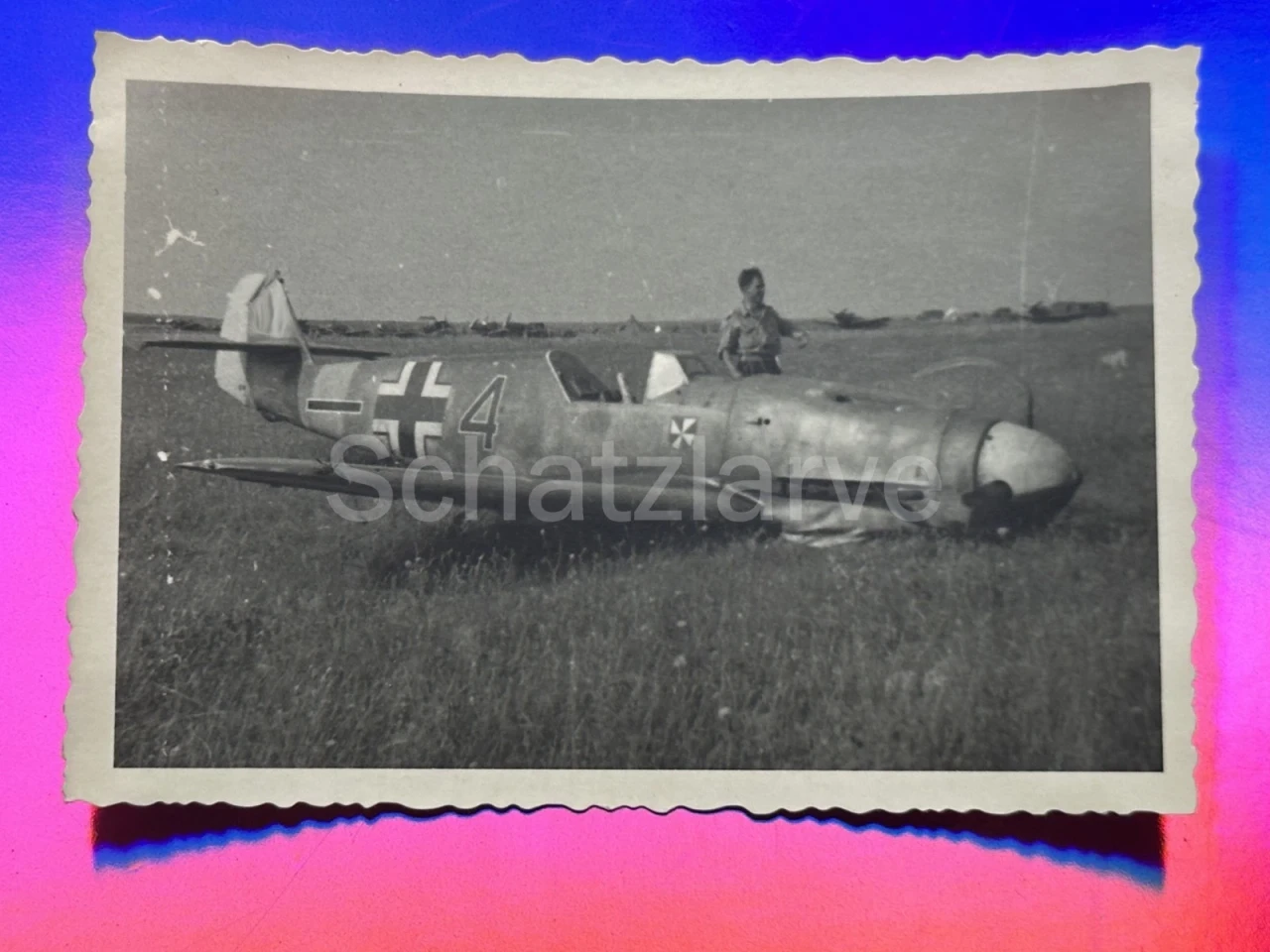 Foto Luftwaffe (JG 1) 2 Staffel Flugzeug Messerschmitt Bf 109 Nr 4(MJ 199)