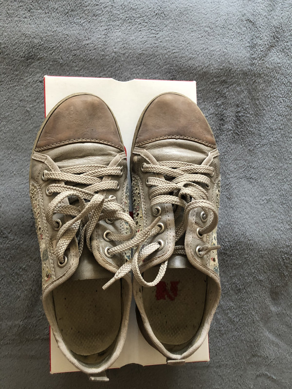 AC76FDE3-05A9-4505-A1D0-53343D0212E4