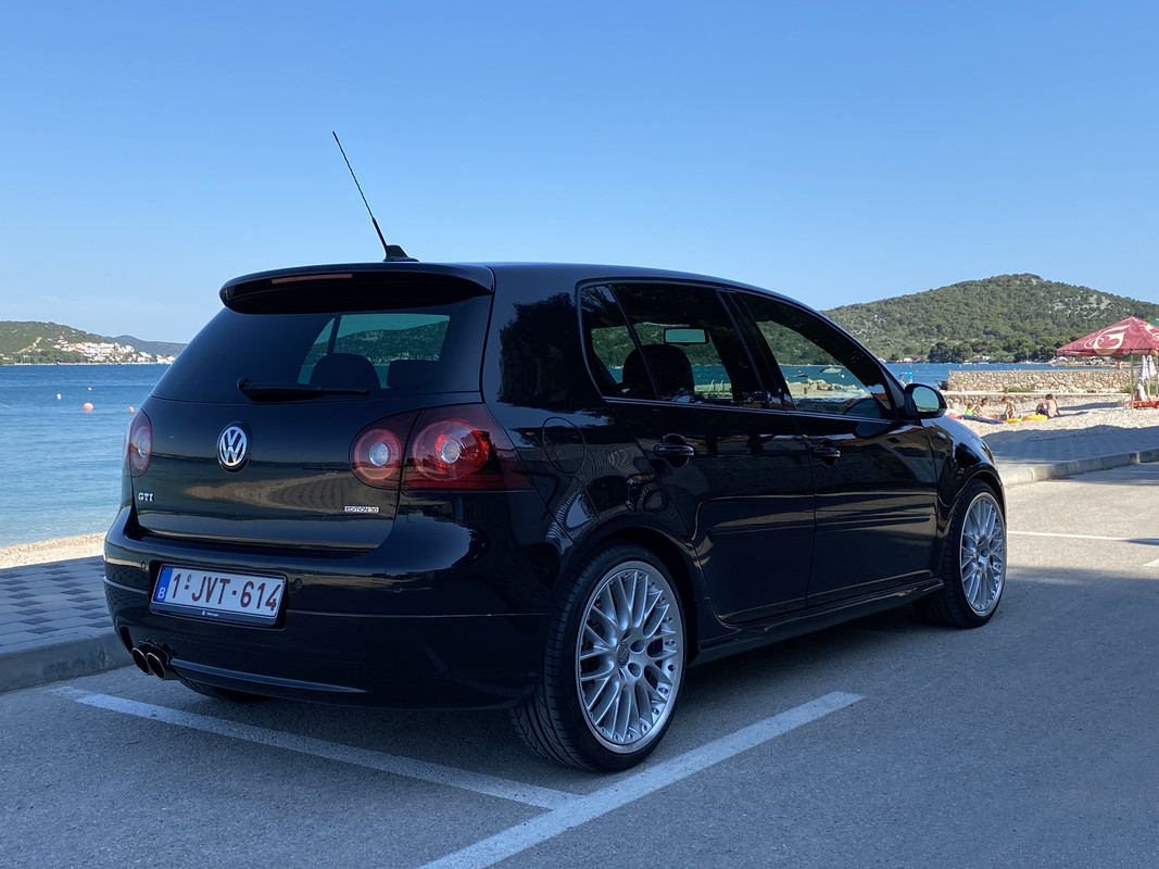 88F6CB98-D2D5-4F1F-A843-8951DB9BE845