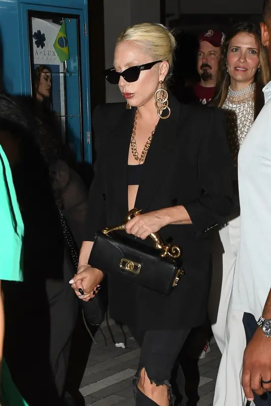 9-16-22-Leaving-Sexy-Fish-Restaurant-in-