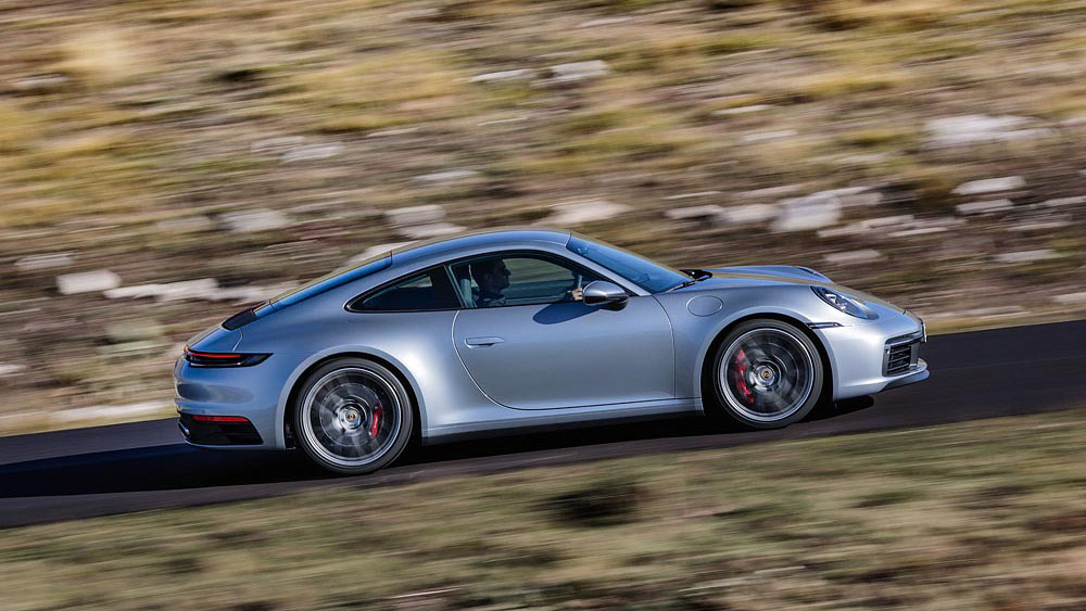 130090_911_carrera_4s_992_2018_porsche_ag