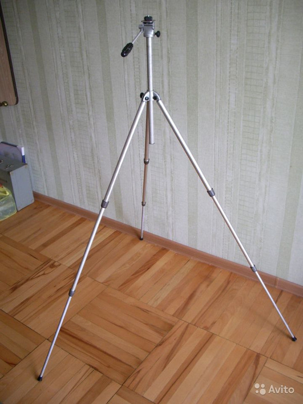 Компактный надежный Советский фотоштатив_3