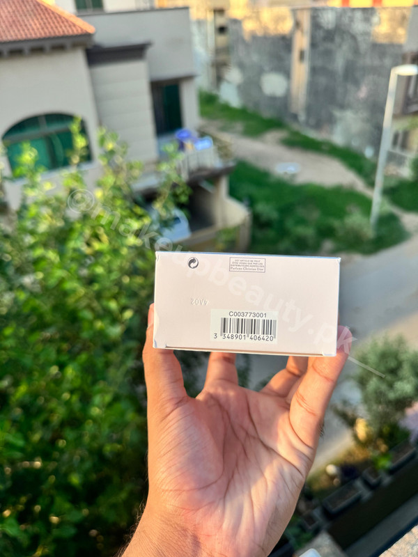 Dior Capture Totale Perfection and Youth Radiance Loosepowder 16 grams . - image 5