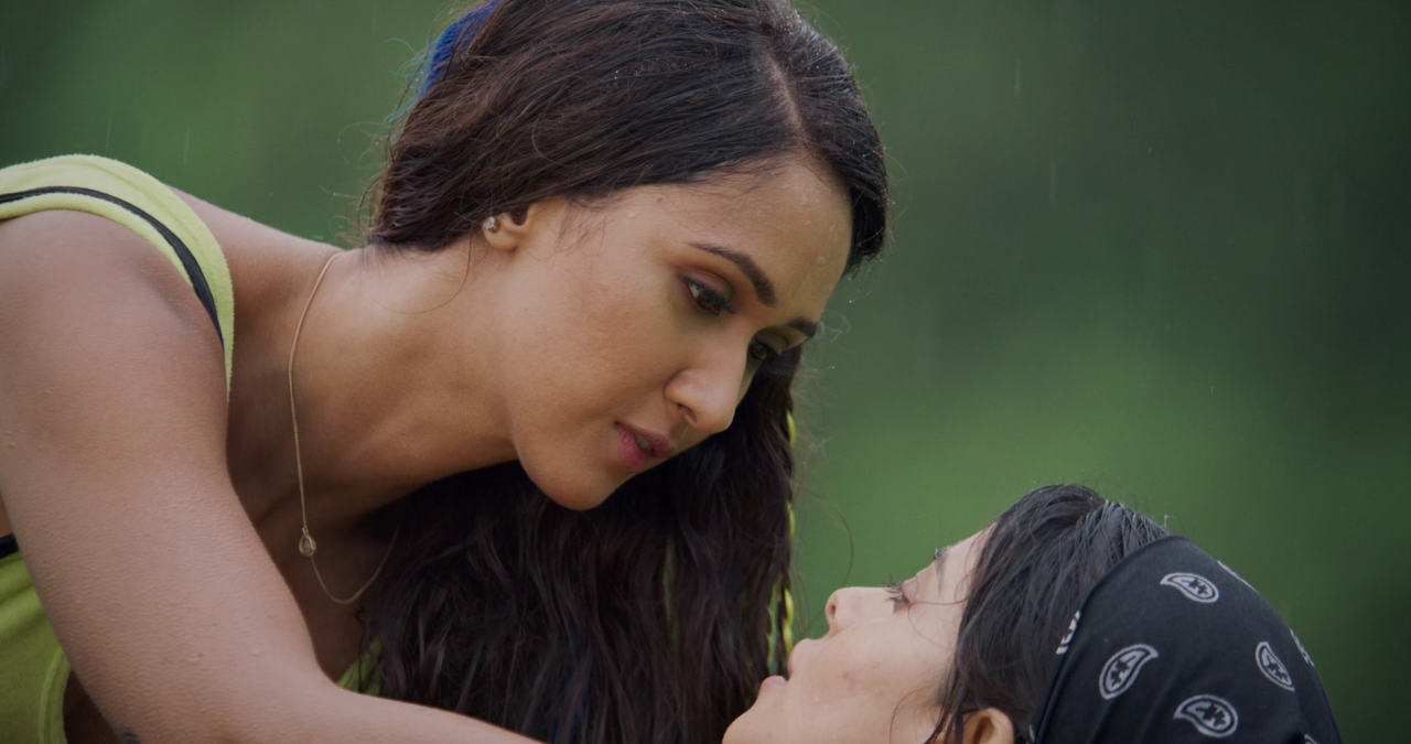 vlcsnap-2023-09-01-17h45m42s565