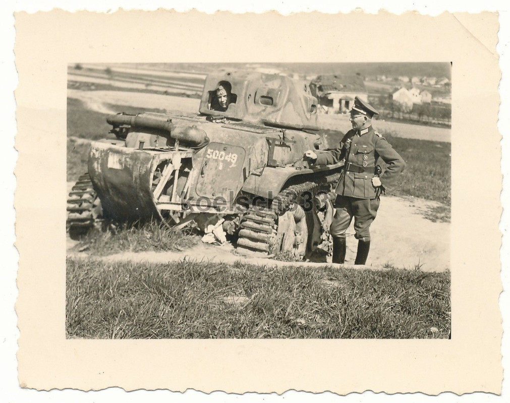 Foto französischer Char Tank Wehrmacht Beute Pan