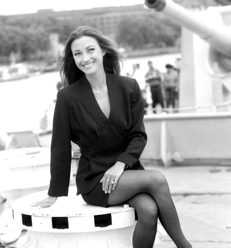 Jane_Seymour_me06