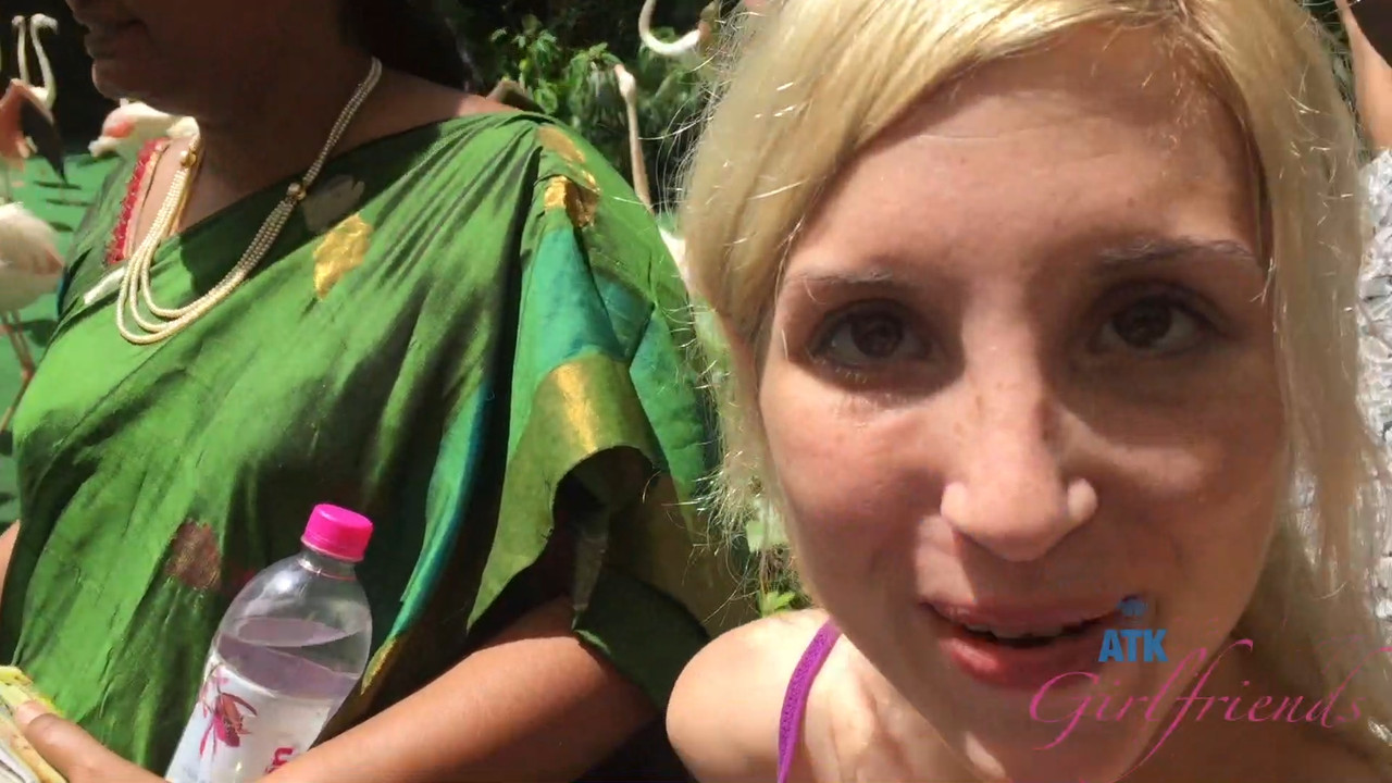 PP - ATKG!rlfr!3nd$ - 040320 HD.mp4_snapshot_00.20.280