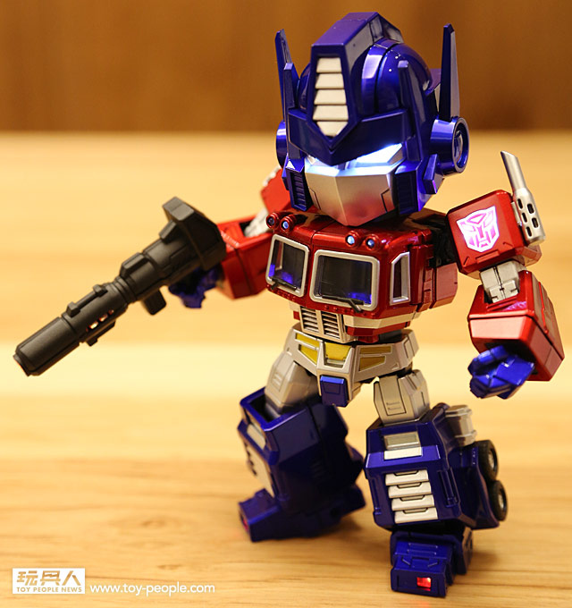Kids-Logic-SD-Optimus-Prime-002_1386786049