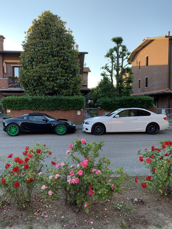 7F75C883-E964-47C5-B013-CC1F8D4349A8