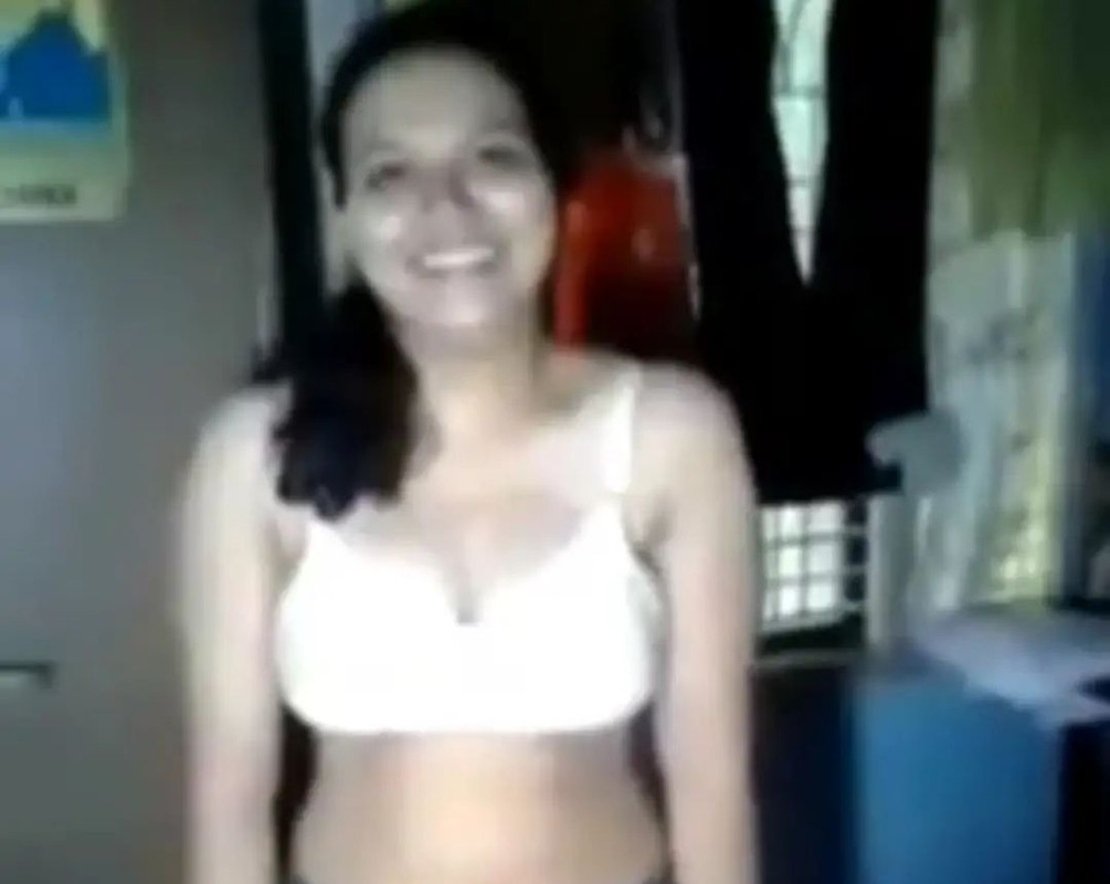 Desi girl viral video her boyfriend sucking nipples