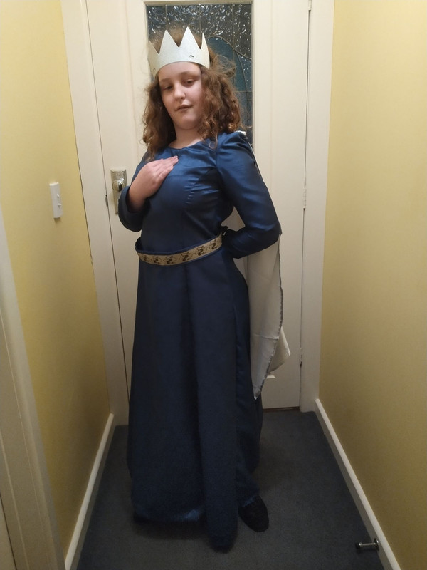 medieval-dress