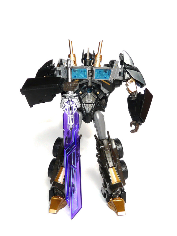 Optimus Prime TFP FE Dark Guard 9