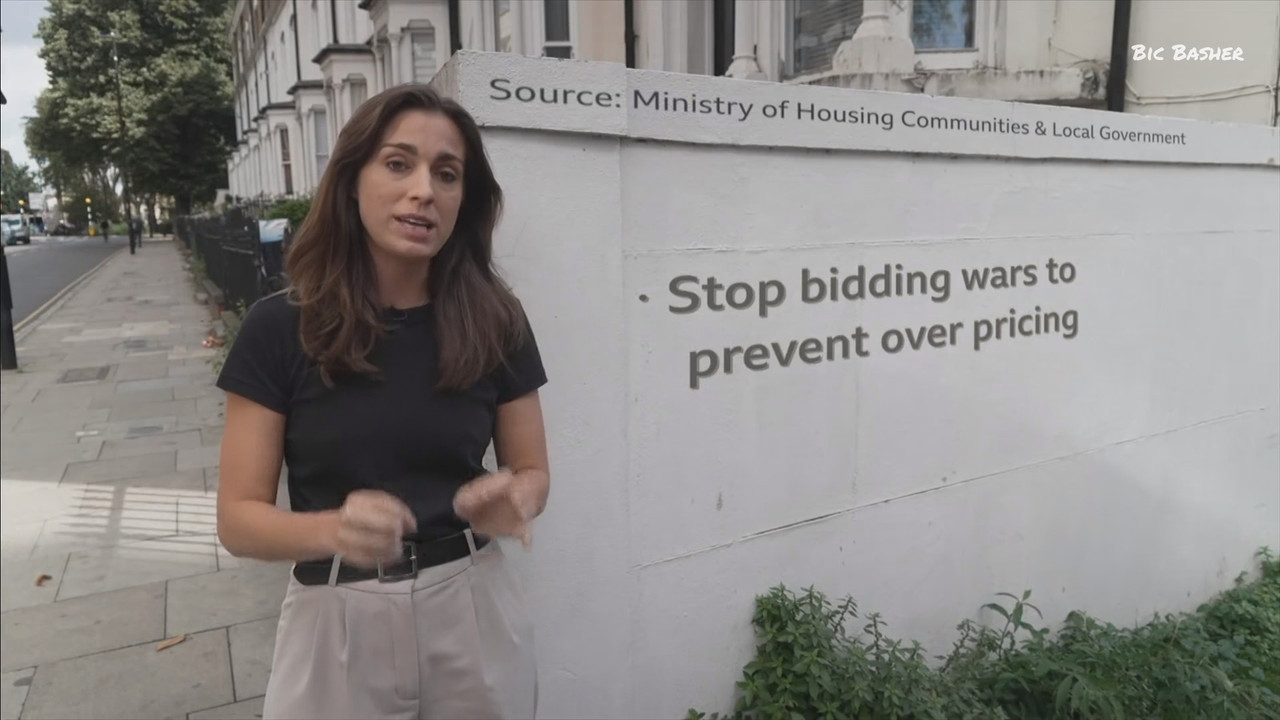 BBC News at One including BBC London News_20250917_13001400.ts_snapshot_40.25.504