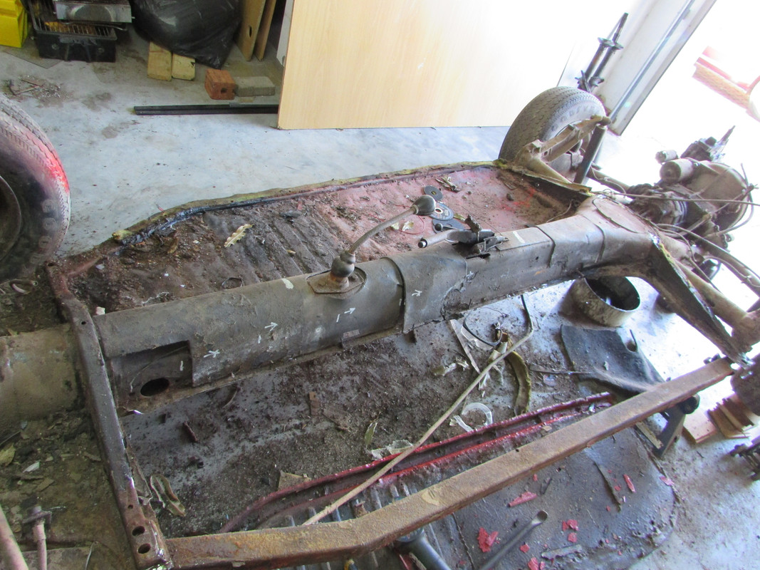 Chassis strip down for pans(3)