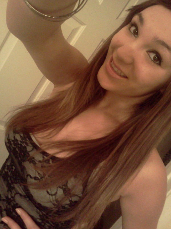 [Image: Nude-Amateur-Pics-Busty-Teen-Selfies27.jpg]