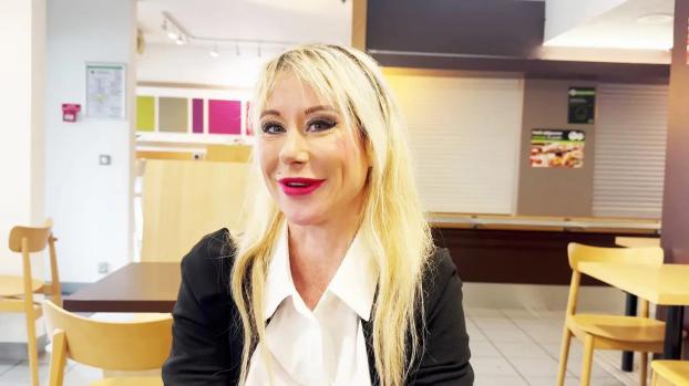 JacquieEtMichelTV – Emma – 45 years old, from Brest!