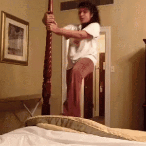 fall-pole.gif