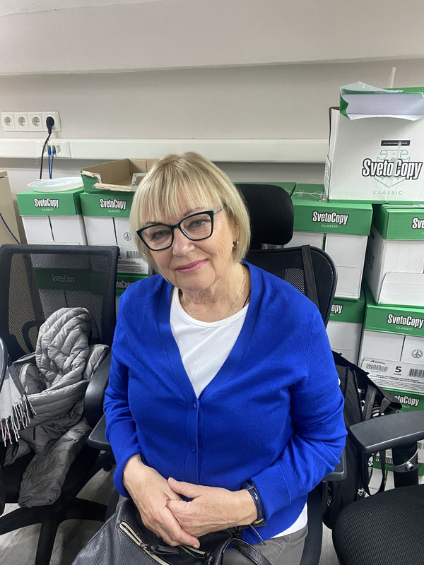 6D47462E-219E-4973-8414-76E37C01DABC