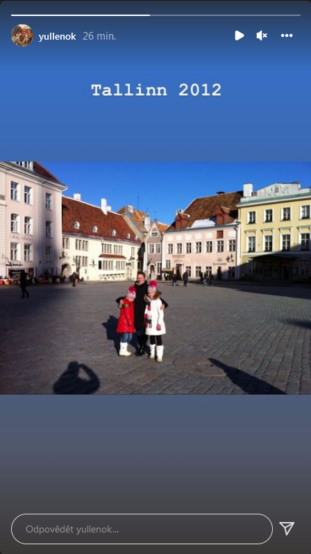 Tallin-2012-Anna-sister-mother.png