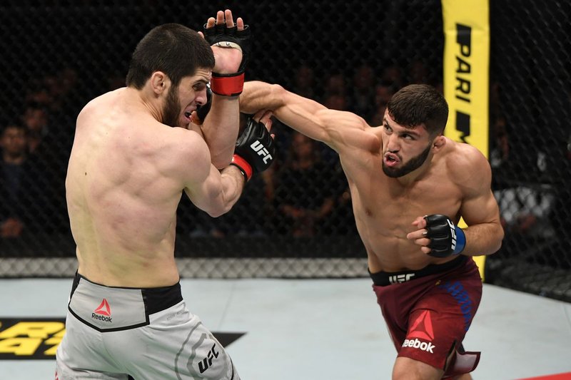 Арман Царукян отказал битка с Ислам Махачев през юни на UFC 302