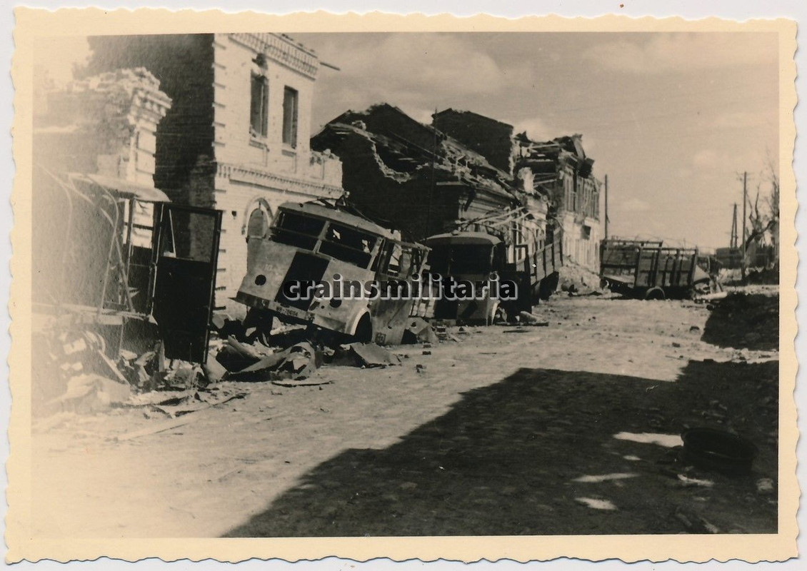 Orig. Foto zerstörte Beute Lkw Renault AHN Frank