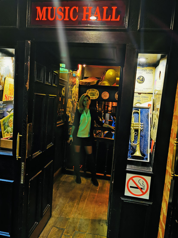 E7C19161-D217-4555-A2F2-716E62FF6A8C