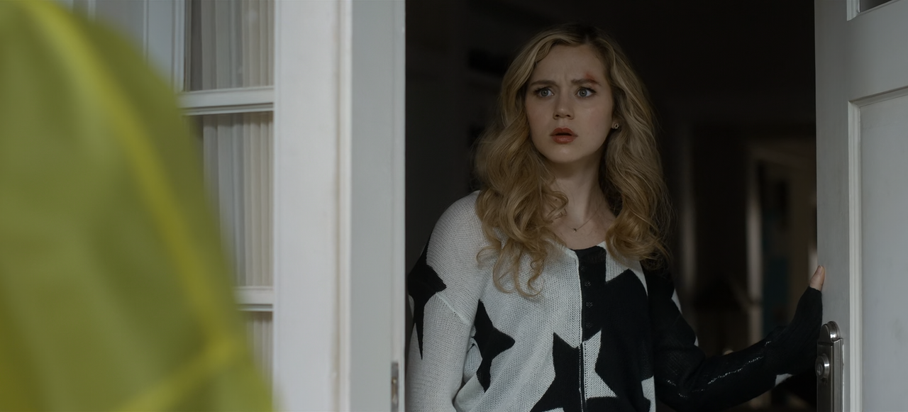 Stargirl.S03E11.Frenemies.-.Chapter.Eleven.The.Haunting.1080p.10bit.AMZN.WEB-DL.DDP5.1.HEVC-Vyndros.