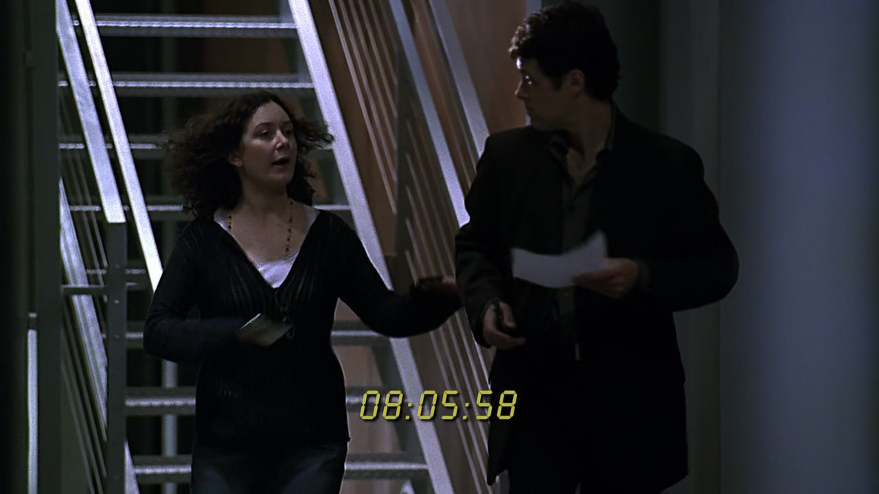 24 (2001) - S02E01 - Day 2 800 A.M. - 900 A.M. (1080p BluRay x26