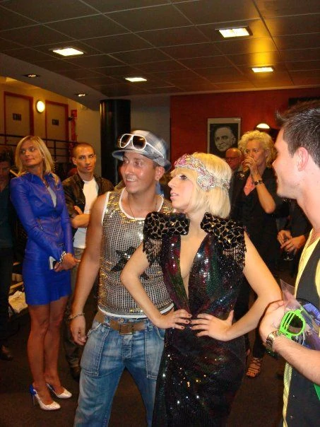 7-9-09-Backstage-concert-at-Olympia-in-P