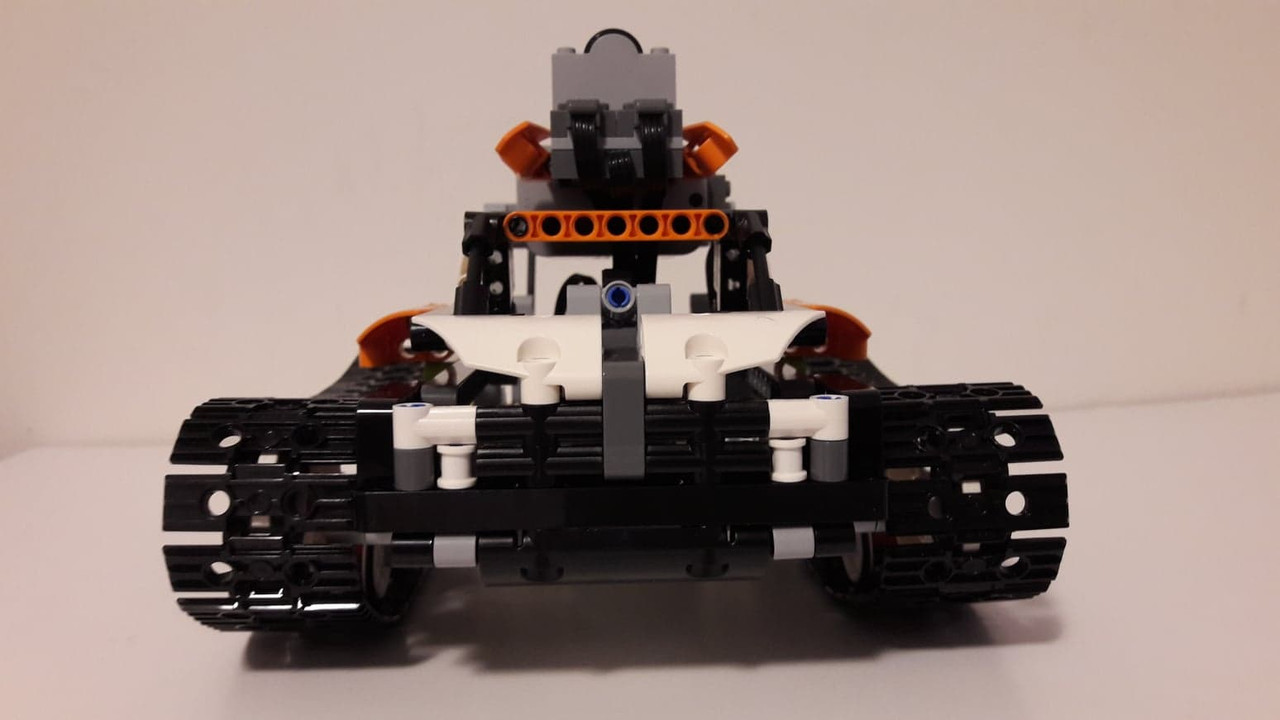 44324893_742940606060757_846819090931646464_n