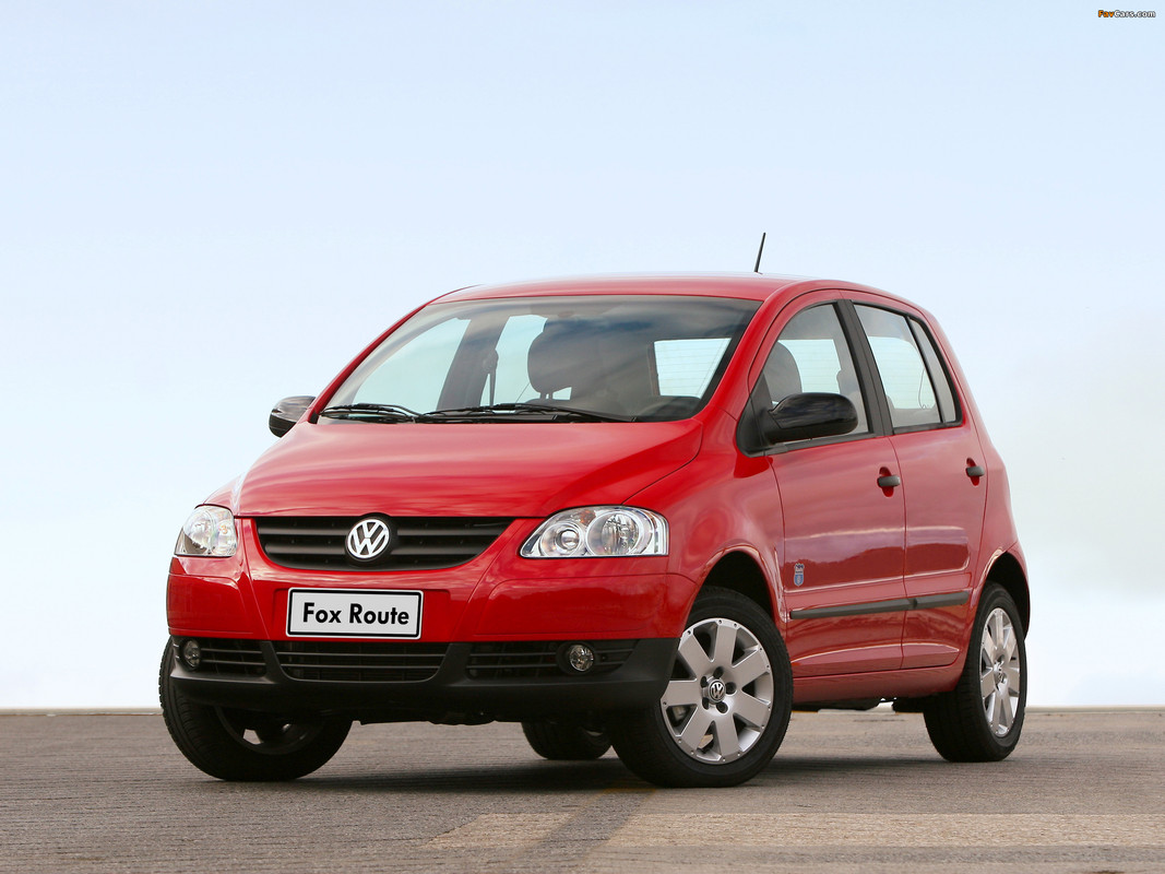 wallpapers-volkswagen-fox-2007-3.jpg
