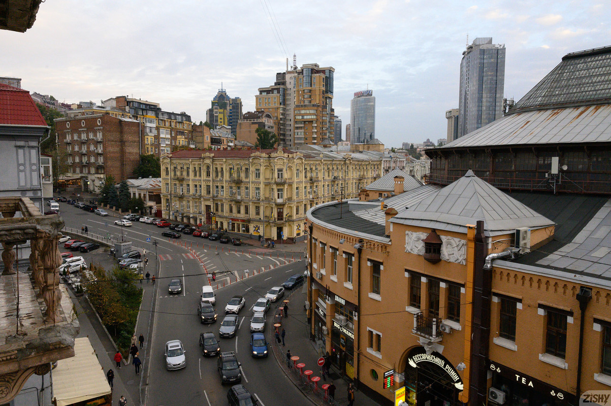 full_026_1203102662121604