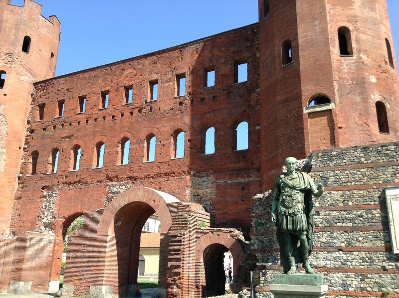 Turín en 4 días de abril de 2024 - Blogs de Italia - Porta Palazzo, Quadrilatero Romano y más (11)