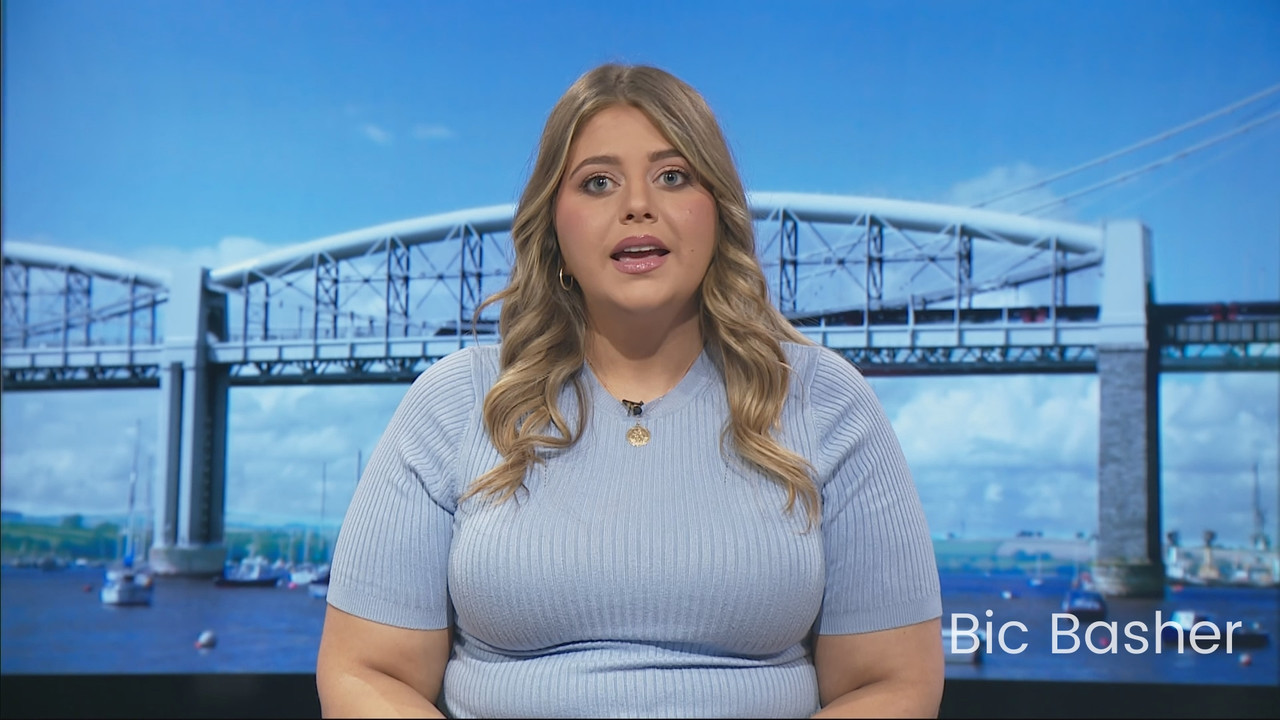 06.23 - 18.10.01 - ITV News West Country. Breaking news and current s....ts_snapshot_08.27.183