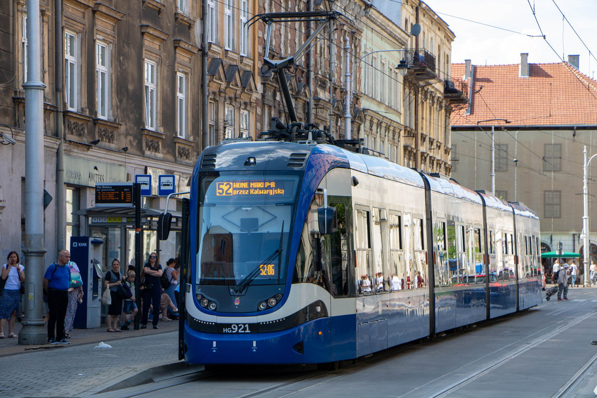 HG921.jpg