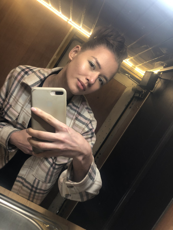 4B1224D8-5C09-4D9F-9D68-1300556B776E