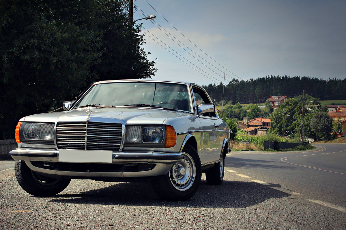 Vendo Mercedes 230ce C123 W123 Coupe 81 A Coruna Gris 4990 Vendido El Foro De Pieldetoro Net
