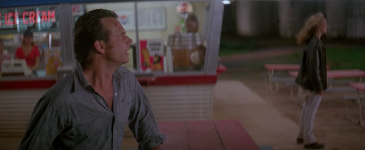 Twister-1996-Hindi-English-Blu-Ray-720p-x265-HEVC-EAC3-2ch-ESub-mkv-0004