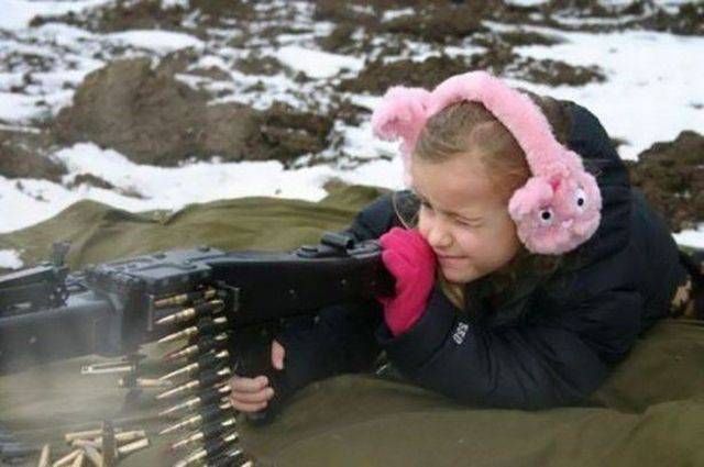 Kid-with-machine-gun