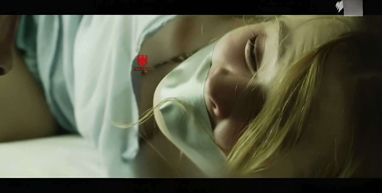 Louise Nyvall 3 - Farang S01E08