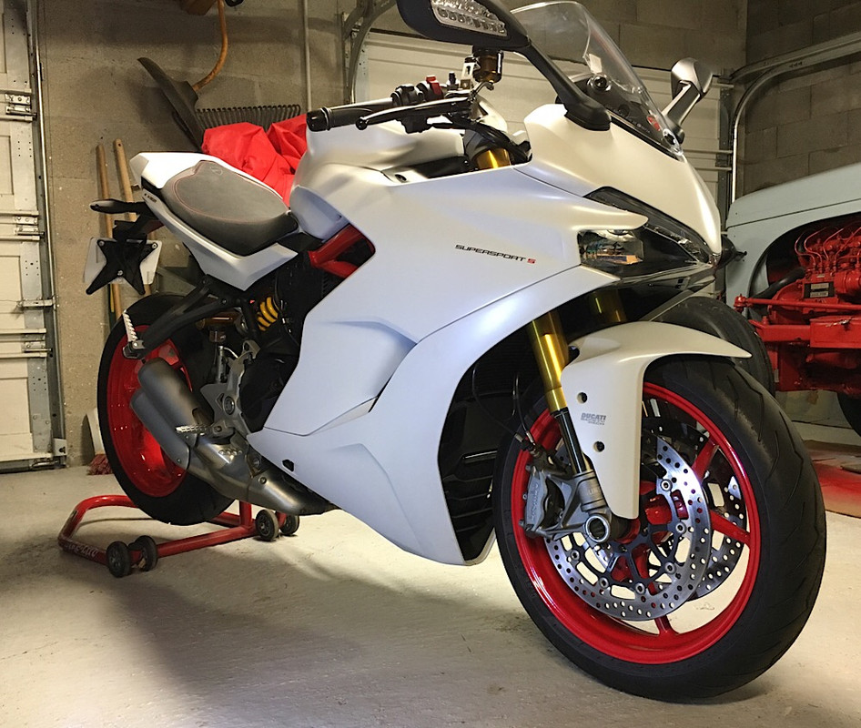 CD55FE5E-CBA9-444A-9254-11987B196272