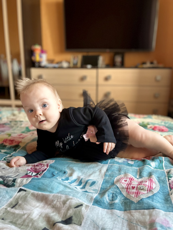 16B65ED4-BB35-41DE-A8F1-6117BEB92575